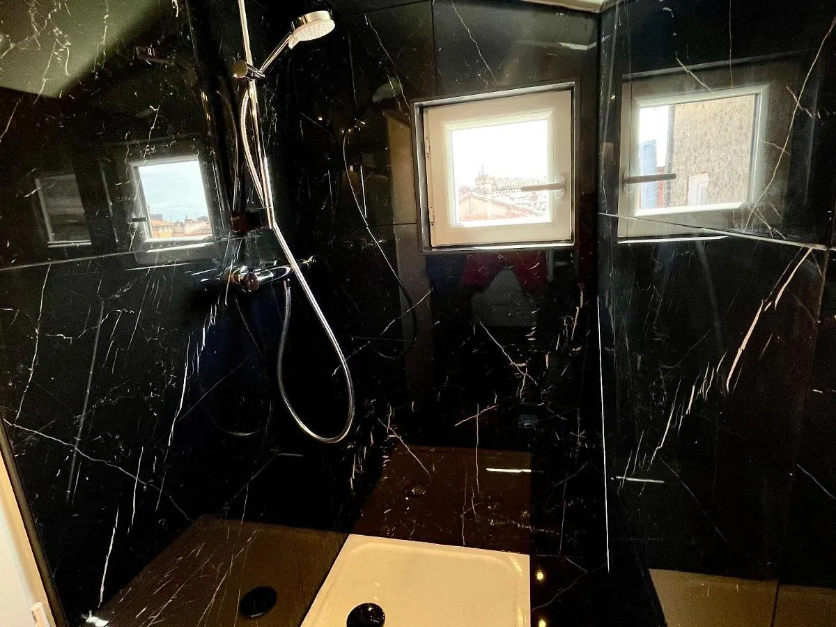 Apartment Studio Climatise Sous Les Toits A 100M De La Place Du Capitole Toulouse